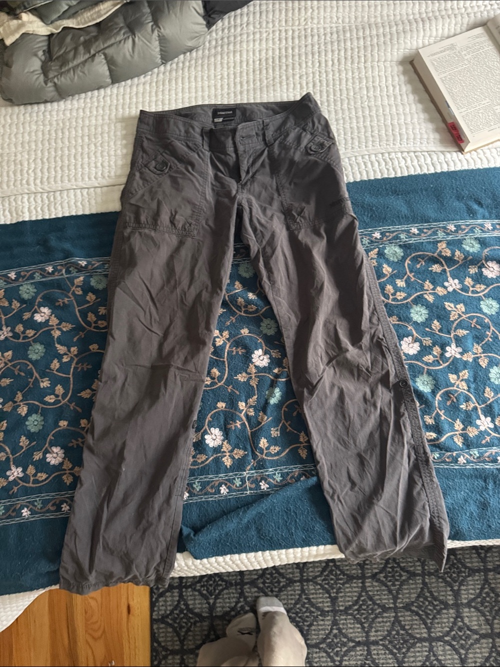 Women’s Gray Lightweight Travel Pants